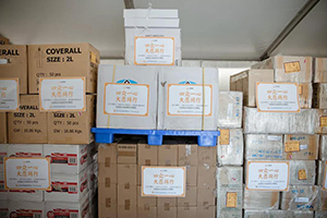 上汽威廉希尔williamhill支持海外防疫捐赠物资运送入沪，愿与众生共担当！